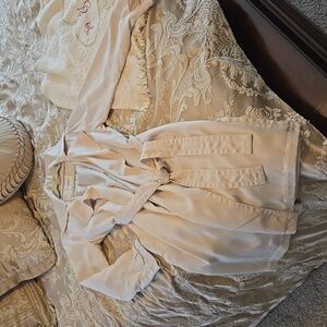 Abercrombie & Fitch spring trench jacket